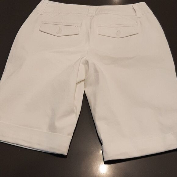 Charter Club White Cuffed Bermuda Shorts - Picture 6 of 10